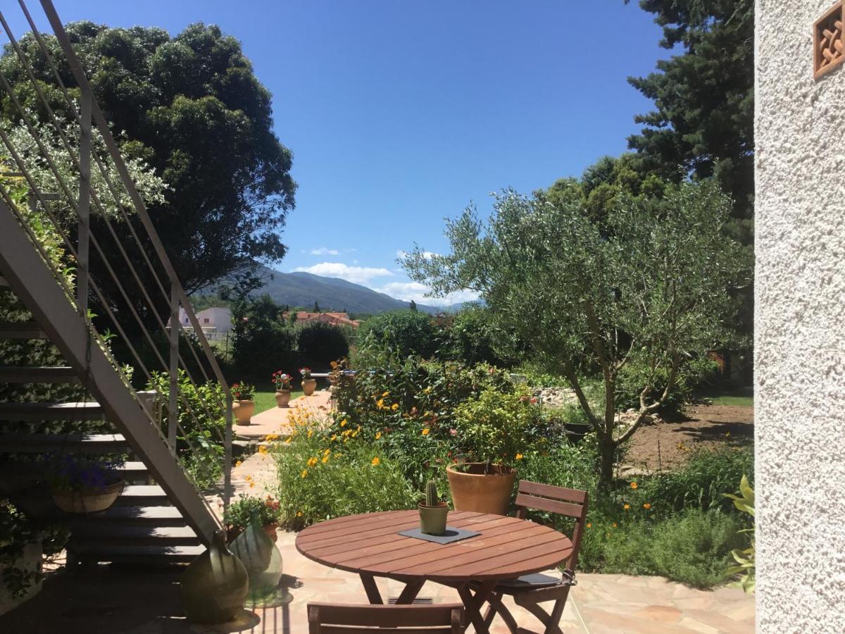 Mas Pierre Bed & Breakfast Maureillas Exterior photo
